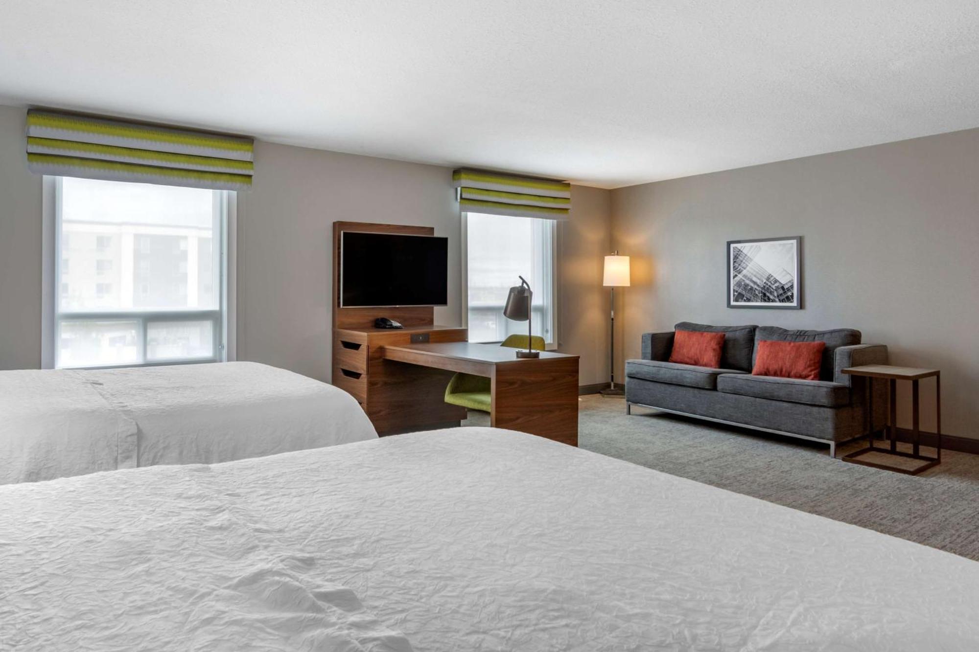 Hampton Inn & Suites Edmonton/West Exterior foto